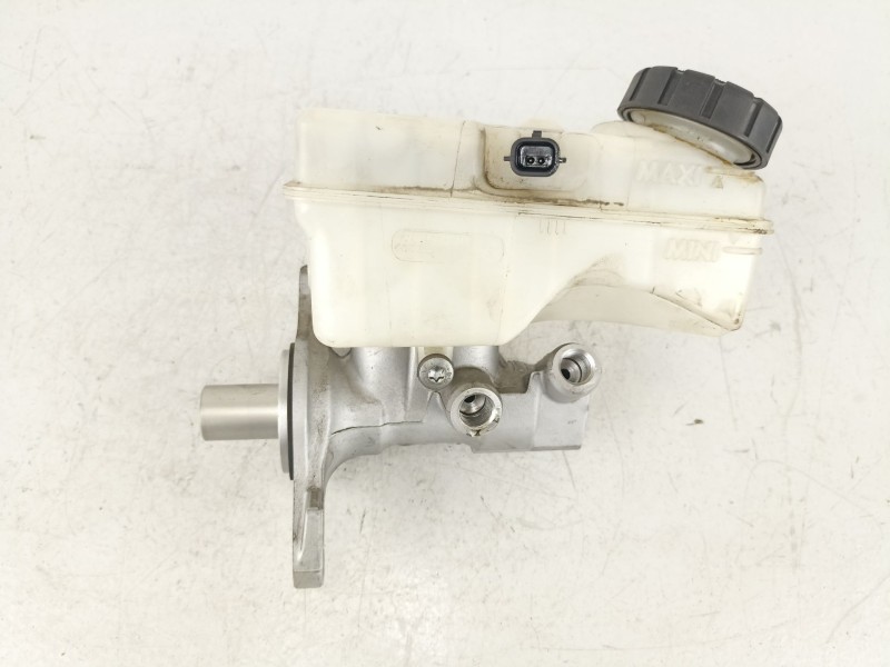 Recambio de bomba de freno para dacia logan ii laureate referencia OEM IAM 460111938R  