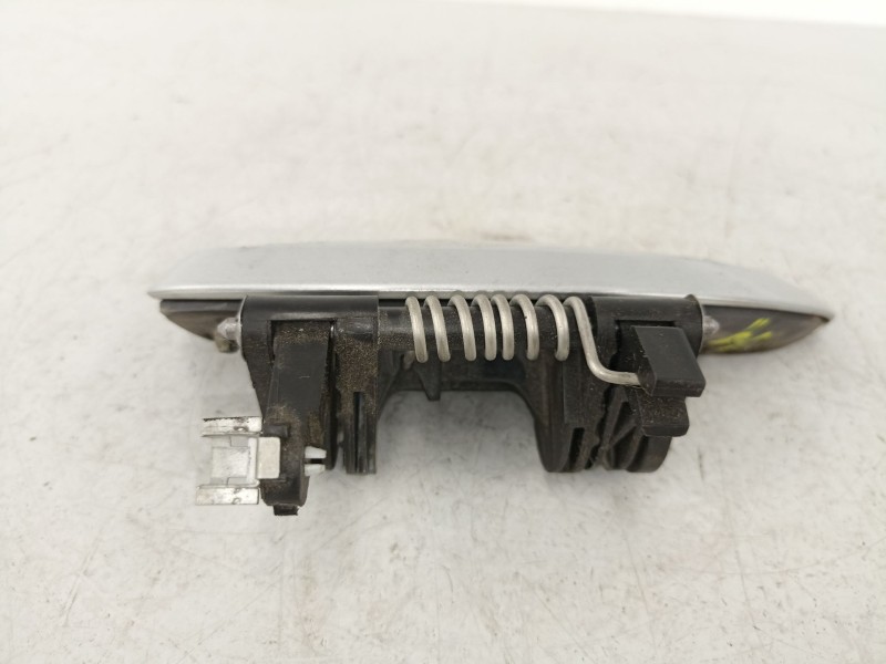 Recambio de manilla trasera izquierda para dacia logan ii laureate referencia OEM IAM 806077408R  