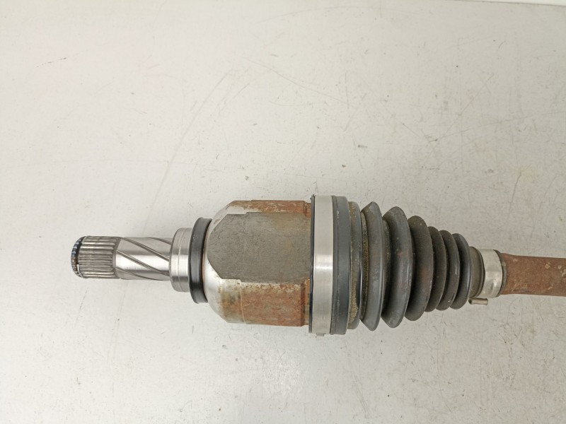 Recambio de transmision delantera izquierda para dacia logan ii laureate referencia OEM IAM 391014946R 4046R 