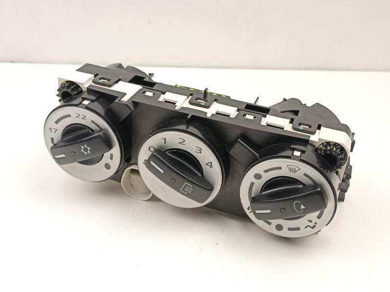 Recambio de mandos calefaccion aire para mitsubishi colt vi (z3_a, z2_a) 1.3 (z21a) referencia OEM IAM 7820A256 69660071 
