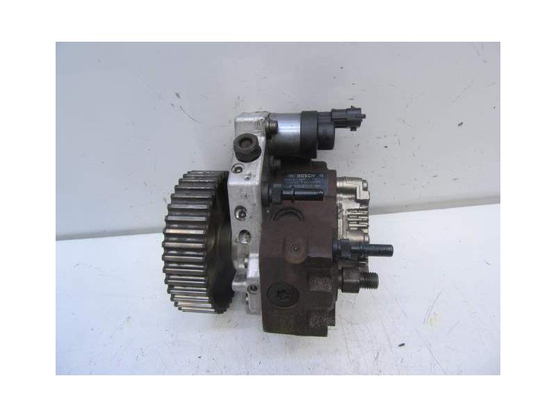 Recambio de bomba inyectora diesel para renault laguna ii grandtour (kg0/1_) 1.9 dci (kg0g) referencia OEM IAM 8200108225 044501