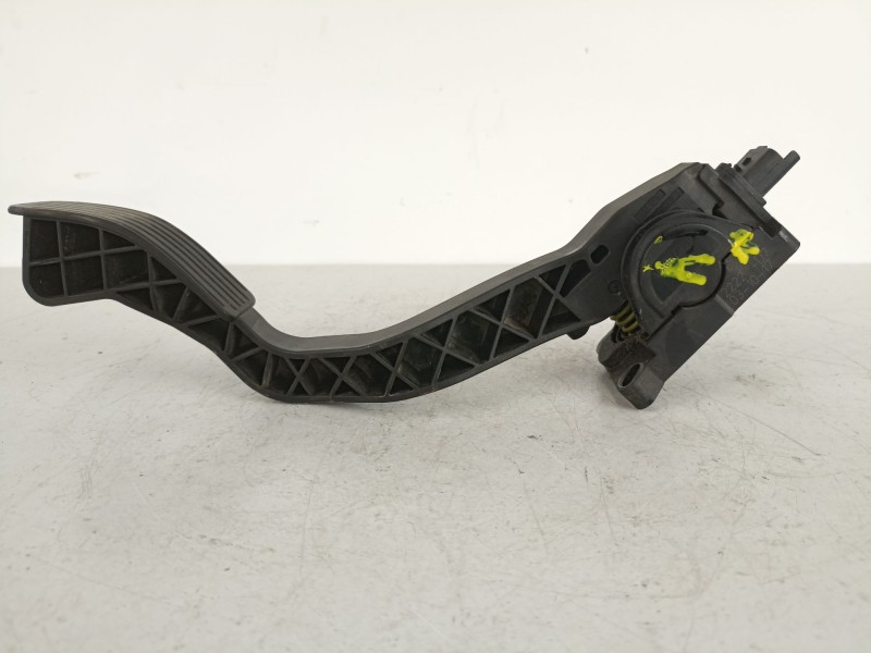 Recambio de potenciometro aceleracion para peugeot 307 2.0 hdi referencia OEM IAM 9646702180 0260752251 