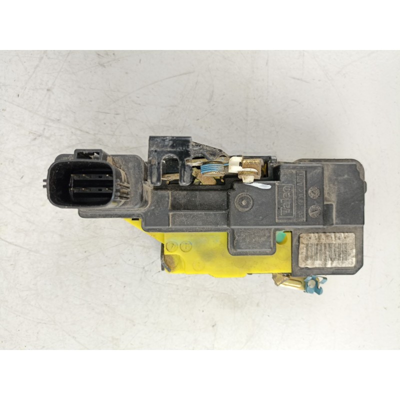 Recambio de cerradura puerta trasera izquierda para volvo s80 2.5 d referencia OEM IAM 30699761 91471705 