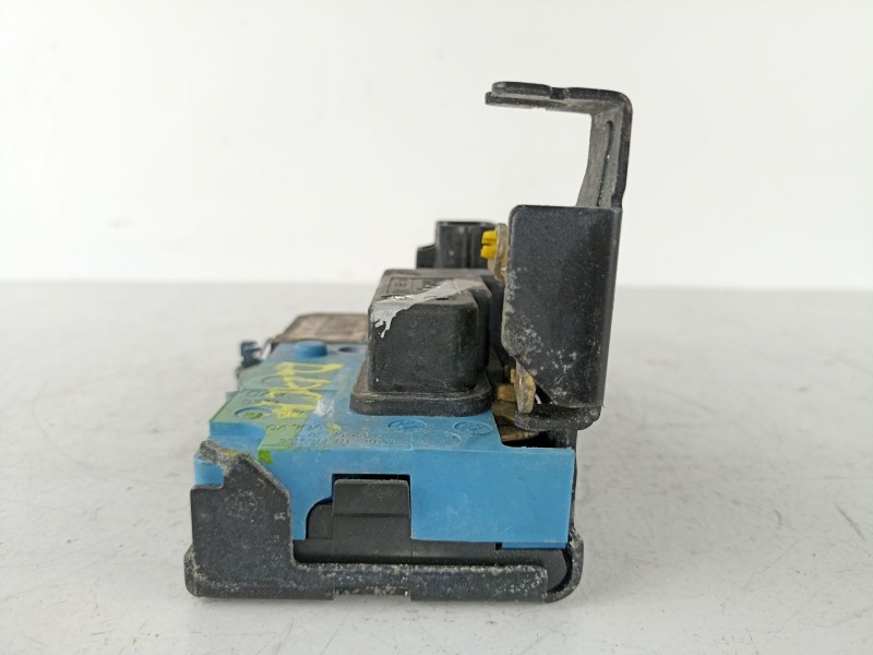 Recambio de cerradura puerta delantera derecha para volvo s80 2.5 d referencia OEM IAM 30784977 9485395 