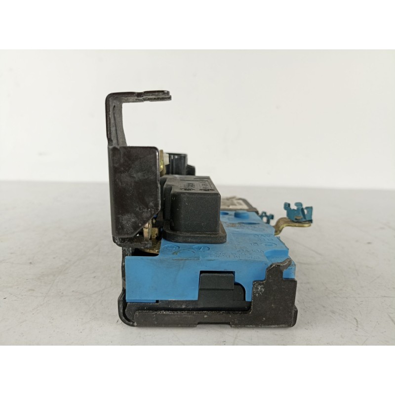 Recambio de cerradura puerta delantera izquierda para volvo s80 2.5 d referencia OEM IAM 30699751 9141701 