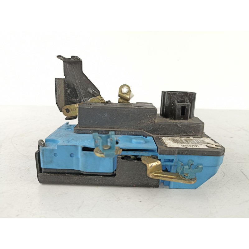 Recambio de cerradura puerta delantera izquierda para volvo s80 2.5 d referencia OEM IAM 30699751 9141701 