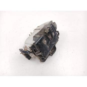 CERRADURA PUERTA DELANTERA DERECHA 6K3837016D 