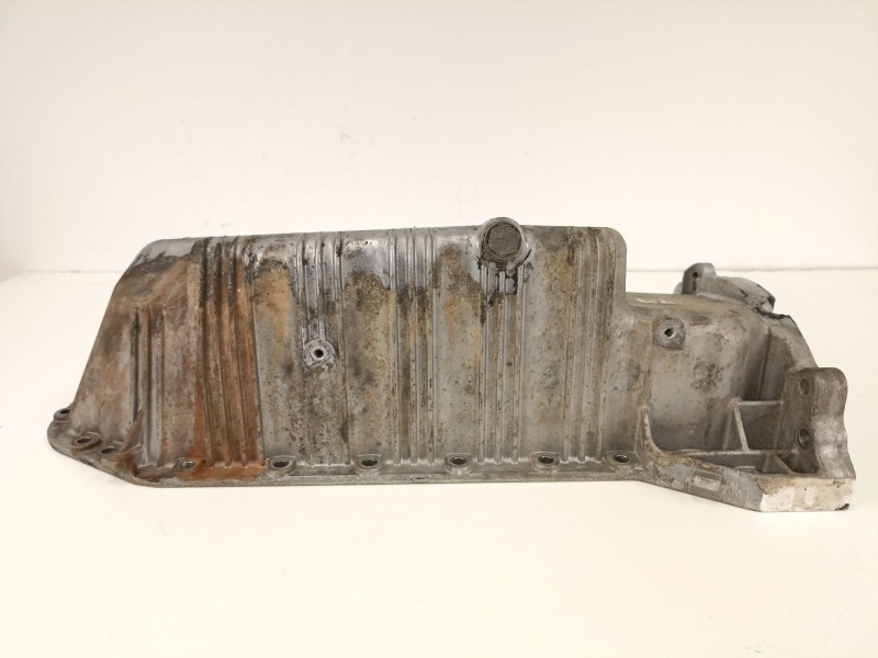 Recambio de carter aceite para volvo s80 2.5 d referencia OEM IAM 11998 074103603K 