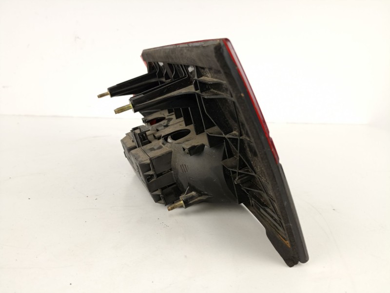 Recambio de piloto trasero izquierdo para seat toledo 1.9 d -ahu 5p referencia OEM IAM 1LO945093M  