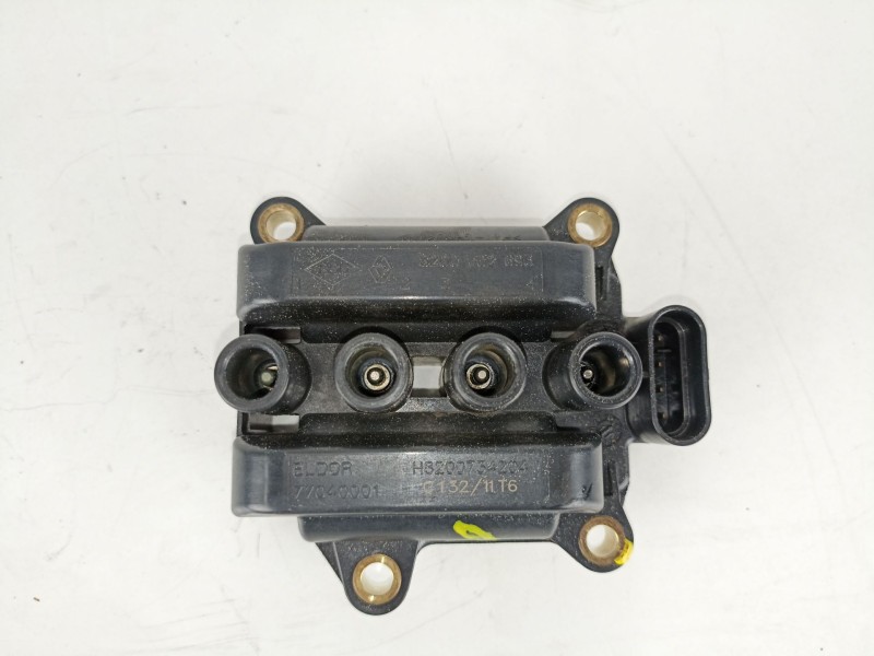 Recambio de bobina para dacia sandero 1.2 g - d4f f732 referencia OEM IAM 8200702693 77040001 