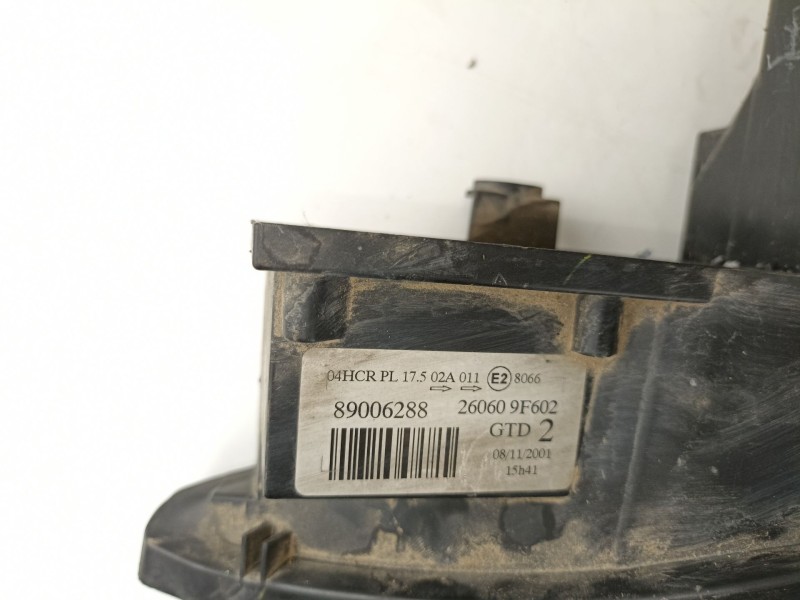 Recambio de faro izquierdo para nissan primera 1.6 g referencia OEM IAM 89006288  