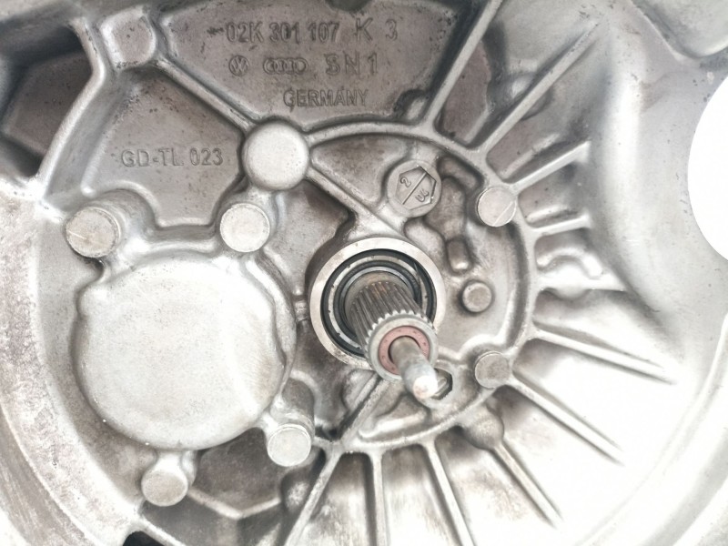 Recambio de cambio 5v ( gasolina ) para seat leon 1.6 g referencia OEM IAM ERT18034  