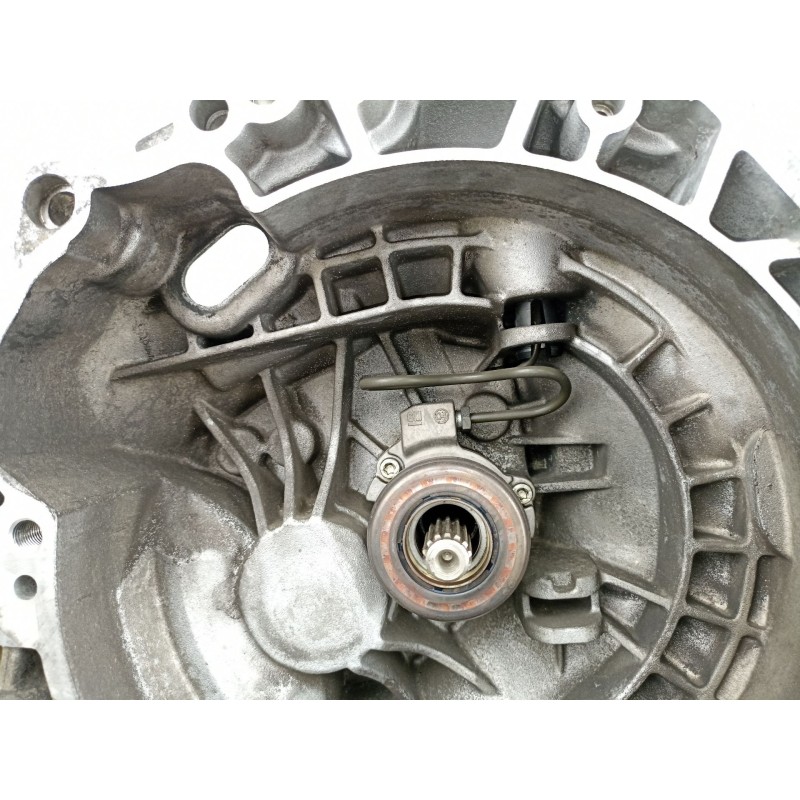 Recambio de cambio 5v ( turbo diesel ) para opel corsa 1.3 cdti referencia OEM IAM GM12992510 20759 