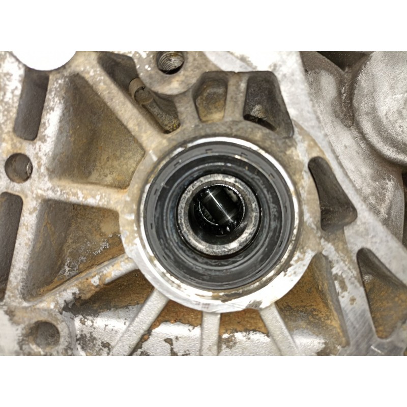 Recambio de cambio 5v ( turbo diesel ) para opel corsa 1.3 cdti referencia OEM IAM GM12992510 20759 