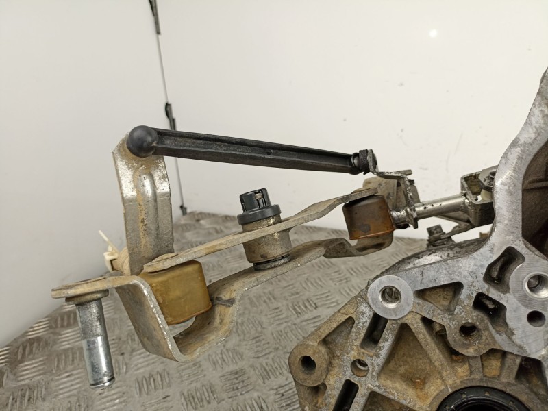 Recambio de cambio 5v ( turbo diesel ) para opel corsa 1.3 cdti referencia OEM IAM GM12992510 20759 