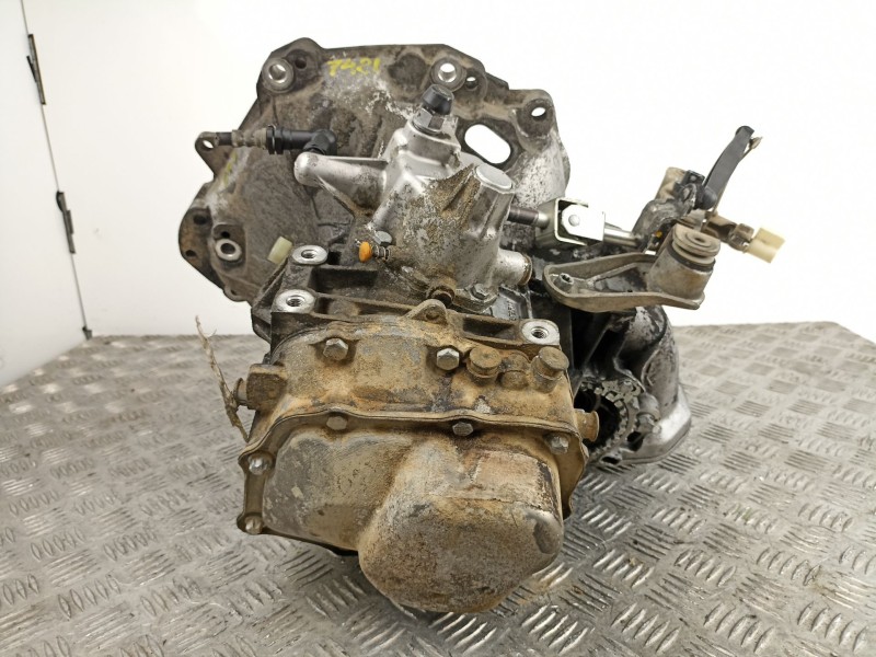 Recambio de cambio 5v ( turbo diesel ) para opel corsa 1.3 cdti referencia OEM IAM GM12992510 20759 