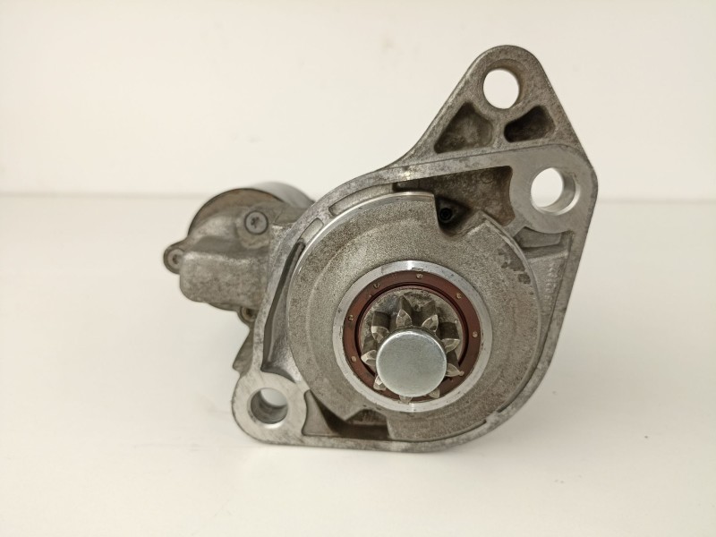 Recambio de motor arranque para seat leon 1.6 g referencia OEM IAM 0001121028 020911023 