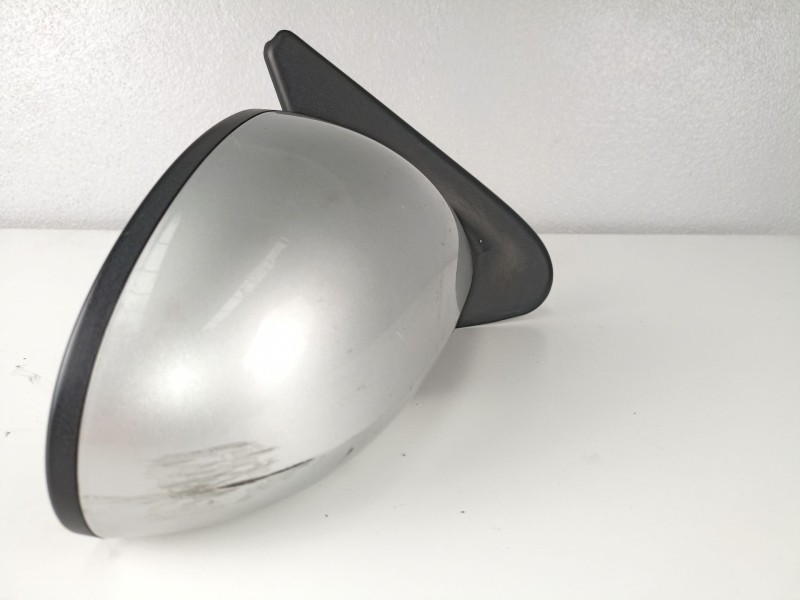 Recambio de retrovisor derecho para seat leon 1.6 g referencia OEM IAM 1M0857934A  