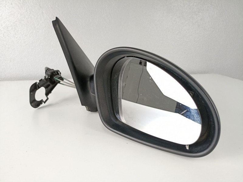 Recambio de retrovisor derecho para seat leon 1.6 g referencia OEM IAM 1M0857934A  