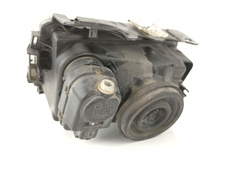 Recambio de faro izquierdo para citroen saxo 1.5 d seduction referencia OEM IAM 6204N5 0633896180 