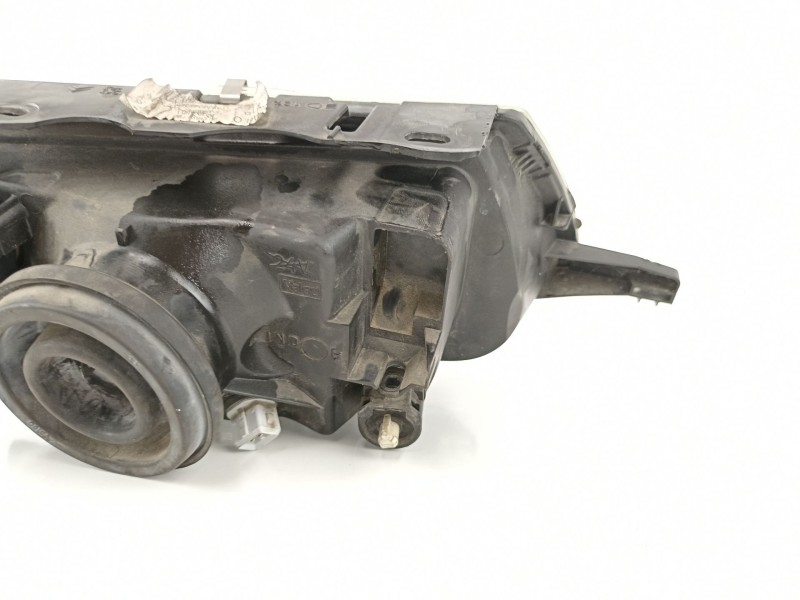Recambio de faro izquierdo para citroen saxo 1.5 d seduction referencia OEM IAM 6204N5 0633896180 