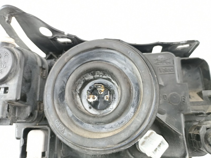 Recambio de faro izquierdo para citroen saxo 1.5 d seduction referencia OEM IAM 6204N5 0633896180 