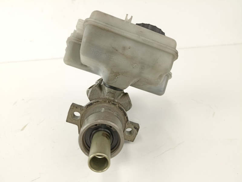 Recambio de bomba de freno para citroen saxo 1.5 d seduction referencia OEM IAM 4601F0 311968 