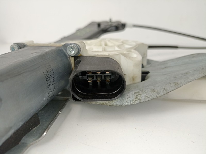 Recambio de elevalunas delantero izquierdo para bmw 630 3.0 g referencia OEM IAM 51337008625 7008623 