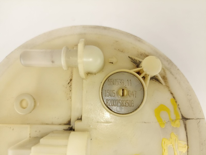 Recambio de bomba combustible aforador para renault master 2.5 td referencia OEM IAM 8200258350B  