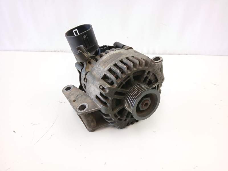 Recambio de alternador para ford mondeo iii sedán (b4y) 2.0 tdci referencia OEM IAM 1S7TBG  