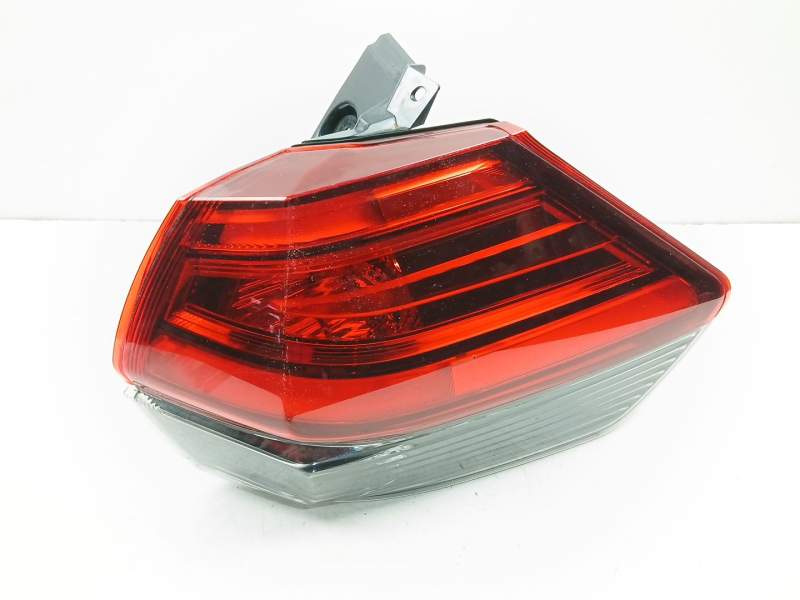 Recambio de piloto trasero derecho para nissan x-trail iii (t32_, t32r, t32rr) 1.6 dci (t32) referencia OEM IAM 265506FP0A  