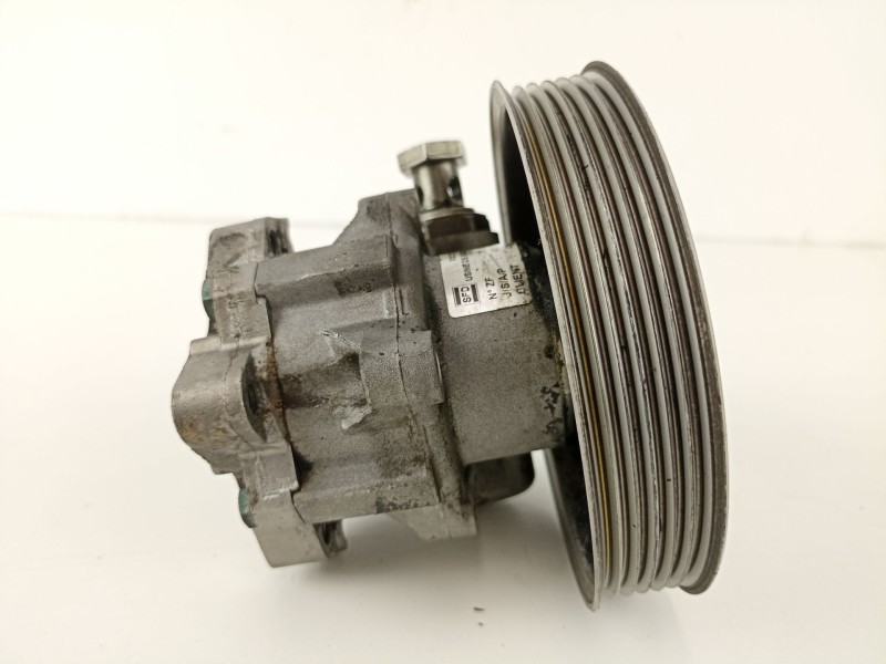 Recambio de bomba direccion para audi a6 2.5 td referencia OEM IAM 4B0145155R  