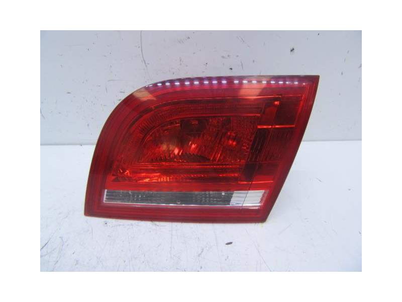 Recambio de piloto porton derecho para audi a3 1.9 tdi referencia OEM IAM 8P4945094D  