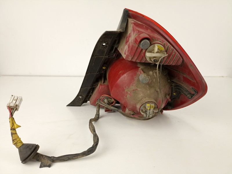 Recambio de piloto trasero izquierdo para hyundai accent 1.5 td 3 cilindros referencia OEM IAM   