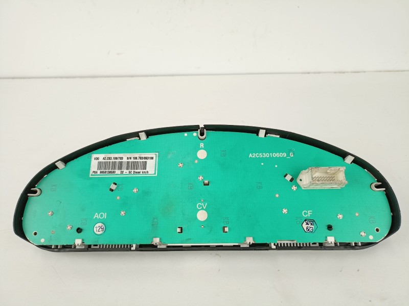 Recambio de cuadro instrumentos peugeot 407 20 hdi 2005 para peugeot 407 2.0 hdi referencia OEM IAM 9658138580  