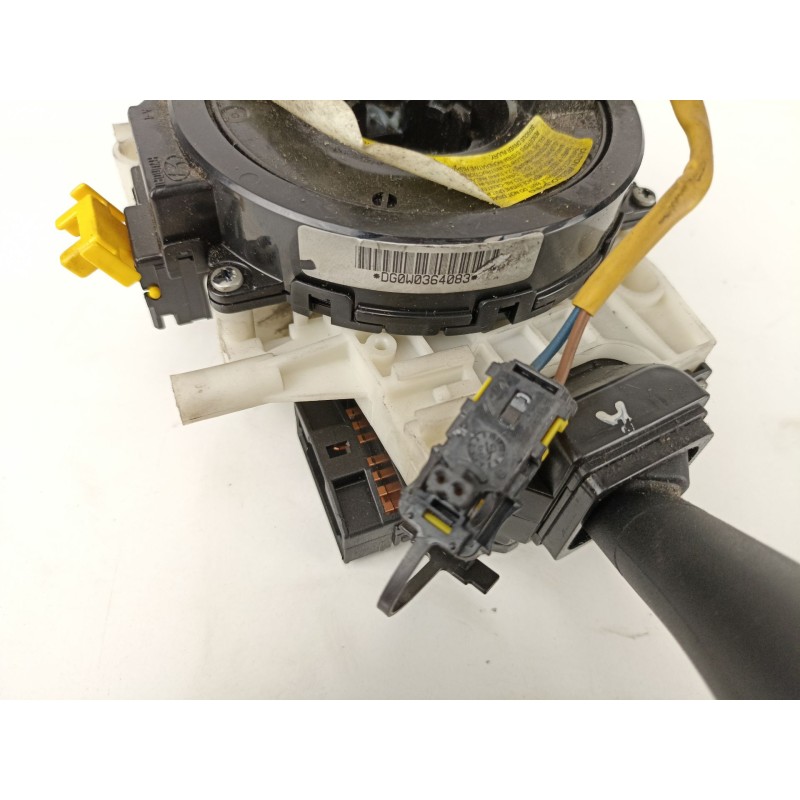 Recambio de mando luces y limpias hyundai accent 15 td 3 cilindros 8198cv 2003 para hyundai accent 1.5 td 3 cilindros referencia