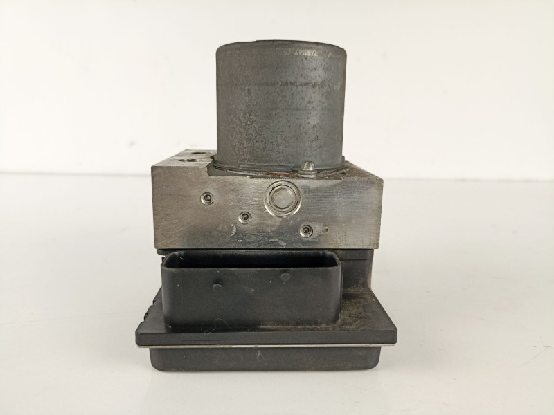 Recambio de abs para bmw 630 3.0 g referencia OEM IAM 3451677573001 0265236020 