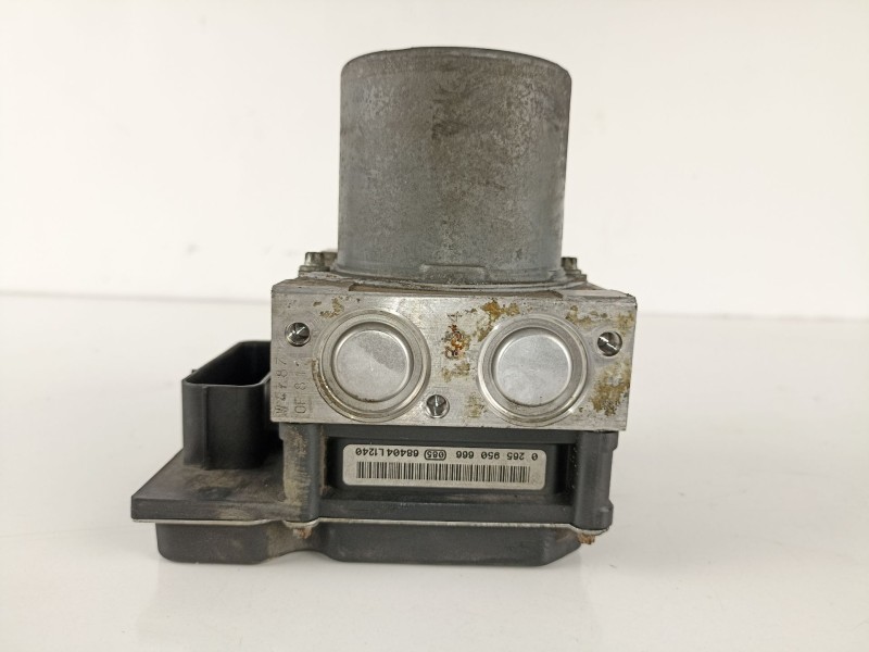 Recambio de abs para bmw 630 3.0 g referencia OEM IAM 3451677573001 0265236020 