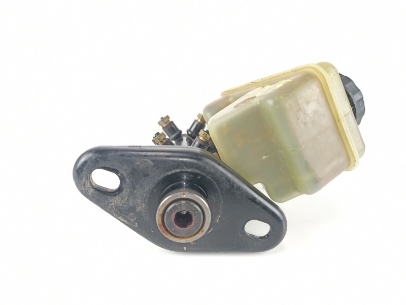 Recambio de bomba de freno para ford courier 1.3 g referencia OEM IAM 6170668  