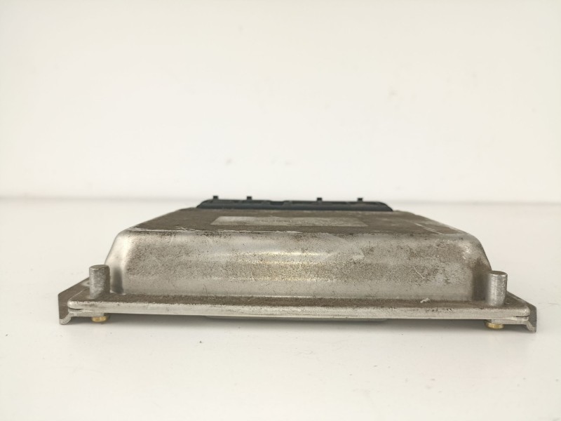 Recambio de centralita hyundai accent 15 td 3 cilindros 8198cv 2003 para hyundai accent 1.5 td 3 cilindros referencia OEM IAM 02