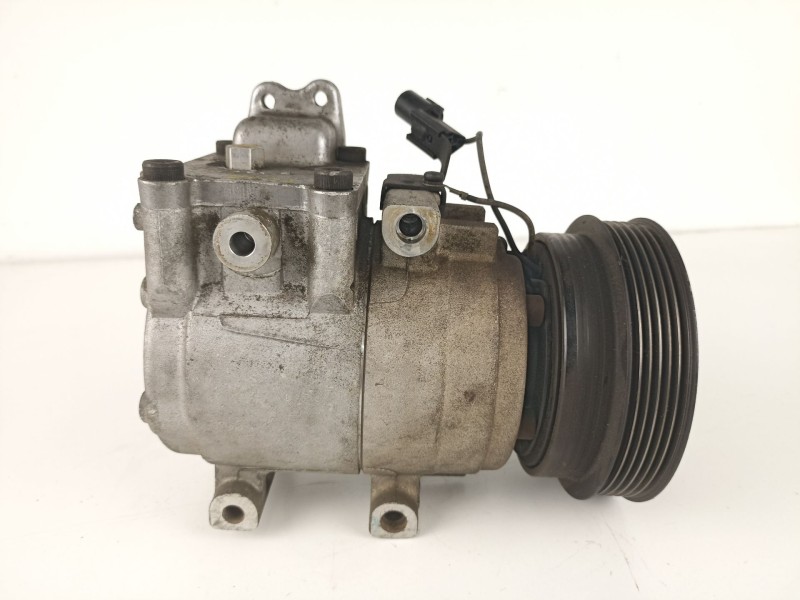 Recambio de compresor aire acondicionado para hyundai accent 1.5 td 3 cilindros referencia OEM IAM DYOA-02  