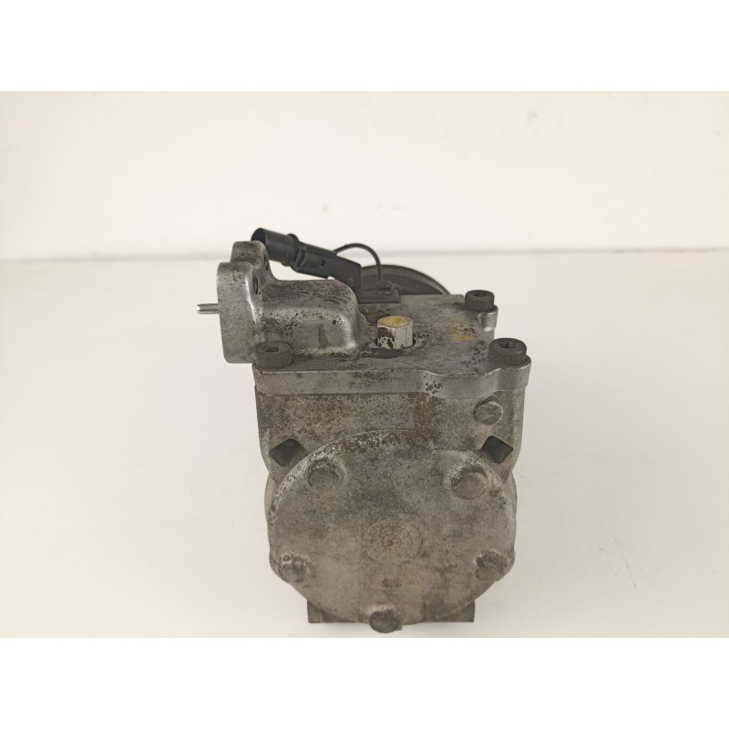 Recambio de compresor aire acondicionado para hyundai accent 1.5 td 3 cilindros referencia OEM IAM DYOA-02  