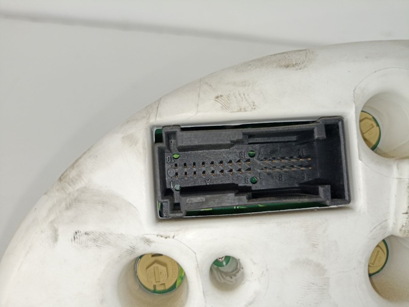 Recambio de cuadro instrumentos para m. benz ml 320 g-112942 163 referencia OEM IAM A1635402047  