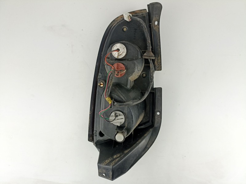 Recambio de piloto trasero izquierdo para hyundai atos (mx) 1.0 cat referencia OEM IAM 9241006  