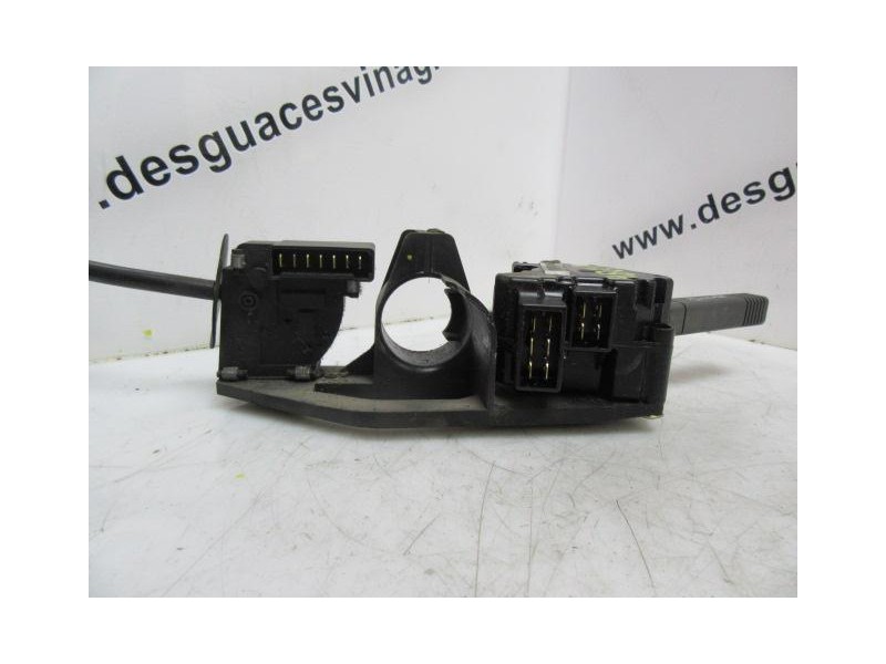 Recambio de mando luces y limpias : renault trafic : 2.1 d [1994] para renault trafic 2.1 d referencia OEM IAM   