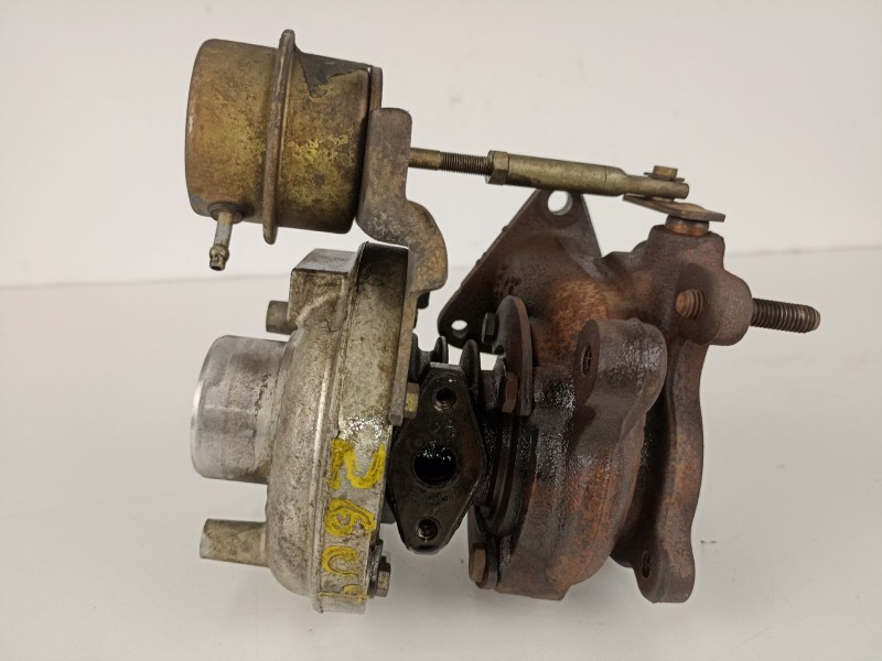 Recambio de turbo volkswagen passat 19 d 1z 8976cv 1995 para volkswagen passat 1.9 d 1z referencia OEM IAM 0281457010  