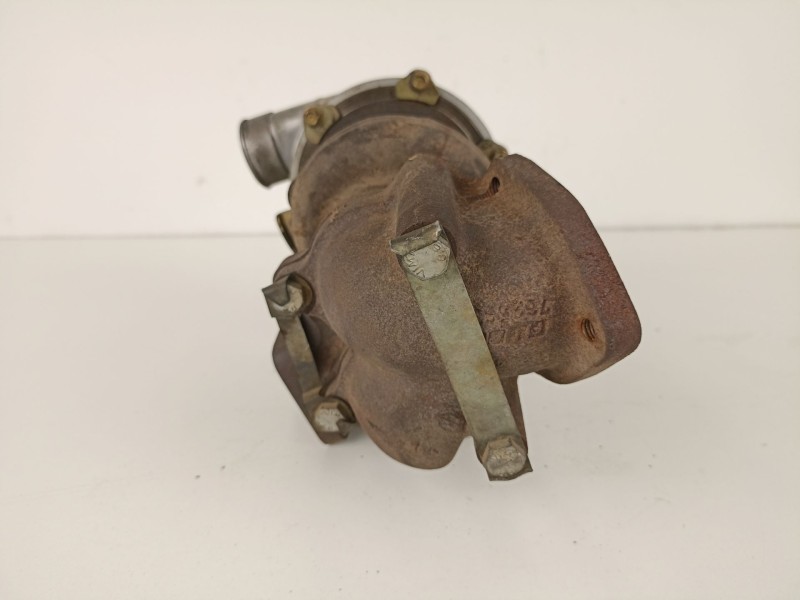 Recambio de turbo alfa romeo 146 19 d ar67501 8976cv 5p 1996 para alfa romeo 146 1.9 d -ar67501 referencia OEM IAM 7617463  