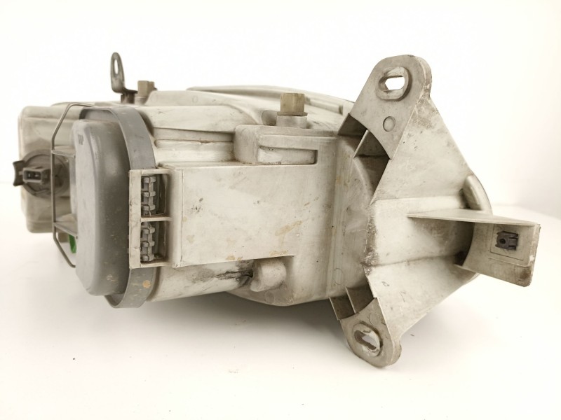 Recambio de faro izquierdo para ford escort 1.8 d/rfs referencia OEM IAM   