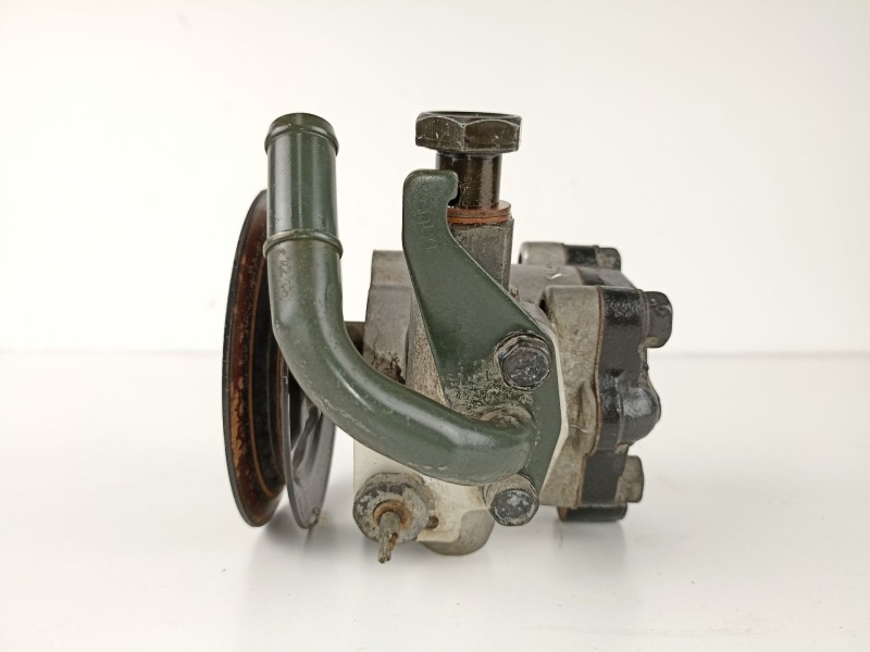 Recambio de bomba direccion para hyundai atos 1.0 g referencia OEM IAM 5711002000  