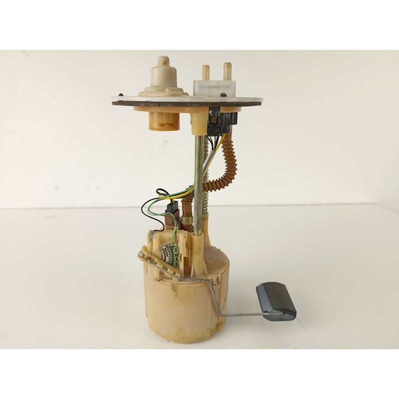 Recambio de bomba combustible aforador para hyundai atos 1.0 g referencia OEM IAM 3111002000  